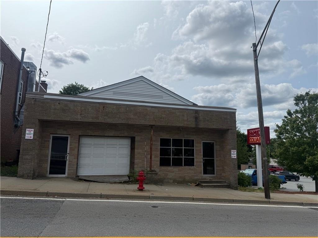 Property Image for 1009 Main Street