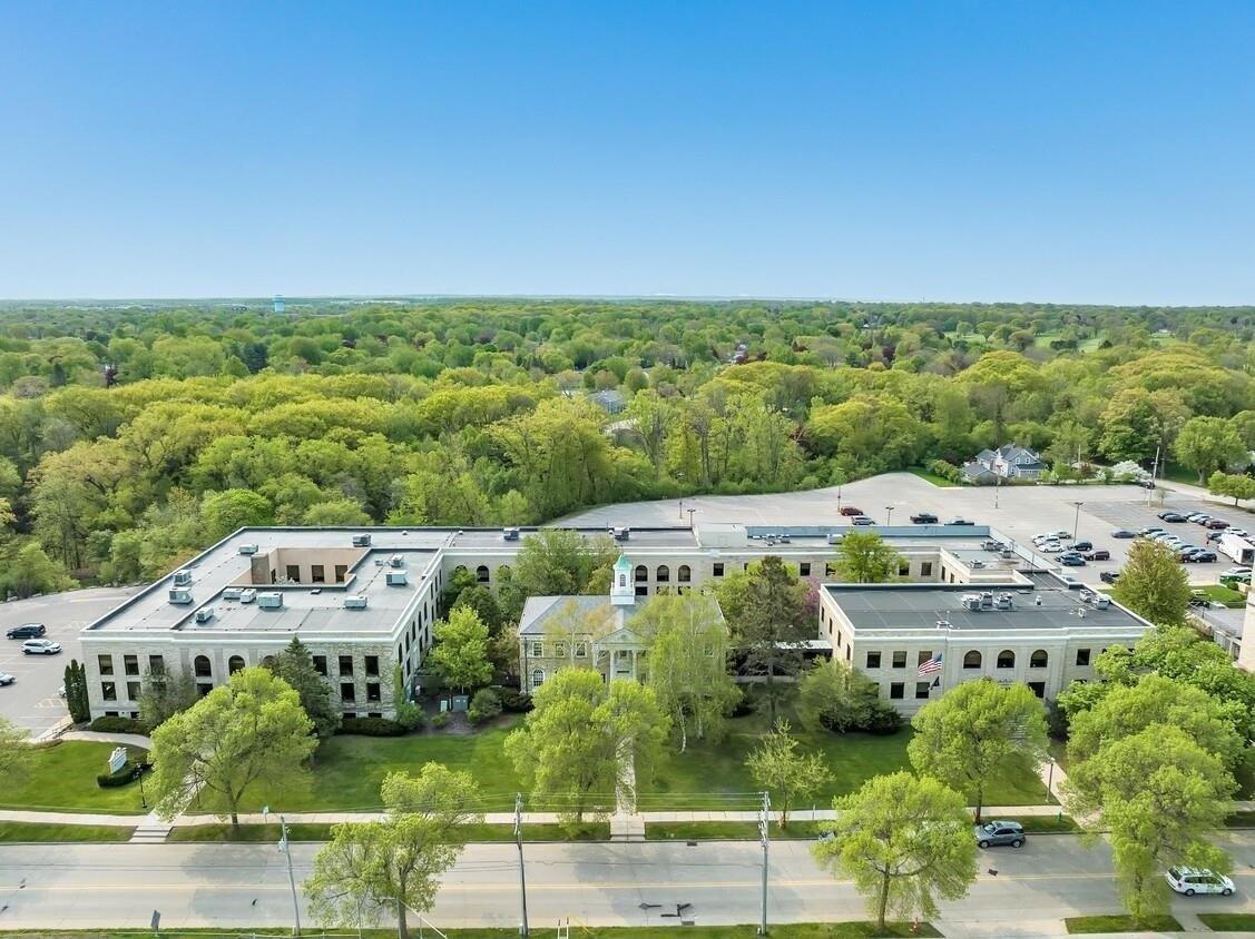Property Image for 1111 E SOUTH RIVER Street