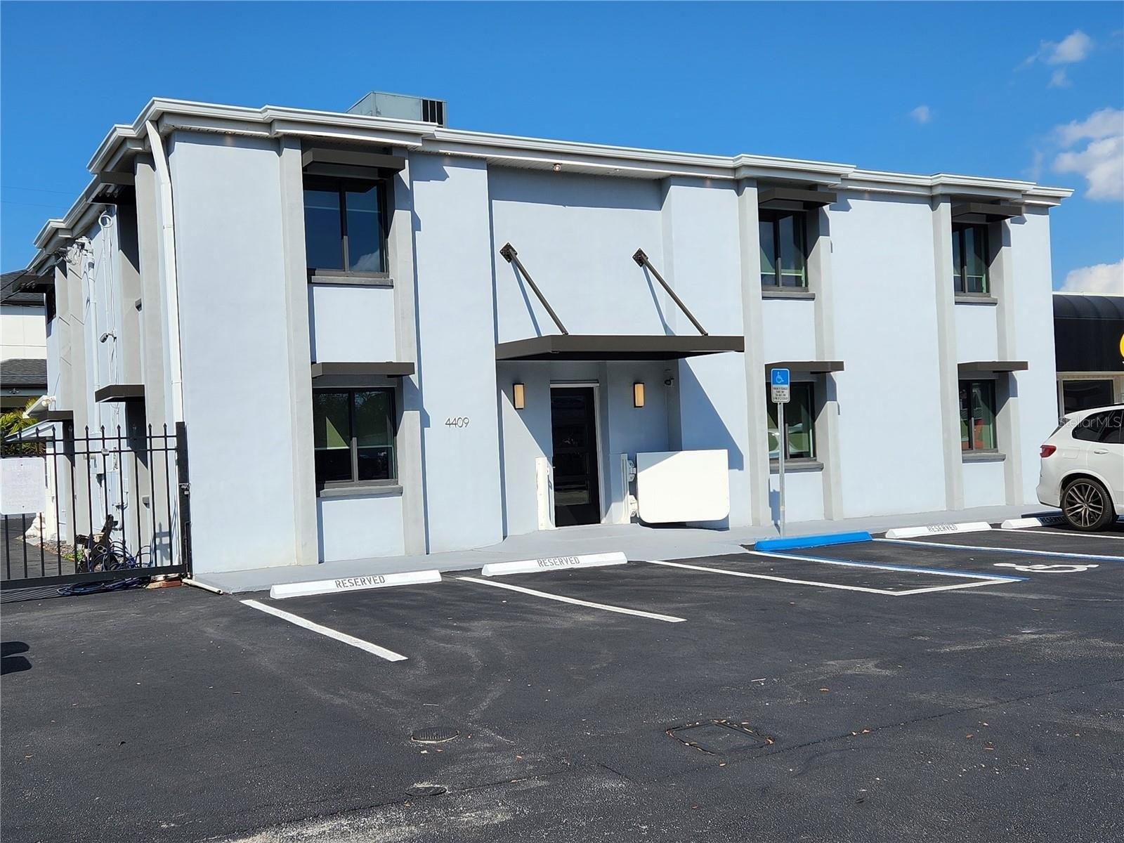 Property Image for 4409 W El Prado Boulevard