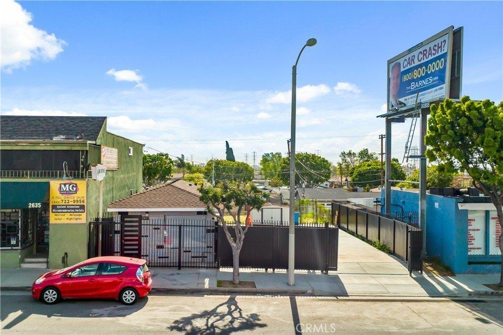 Property Image for 2637 W Beverly Boulevard