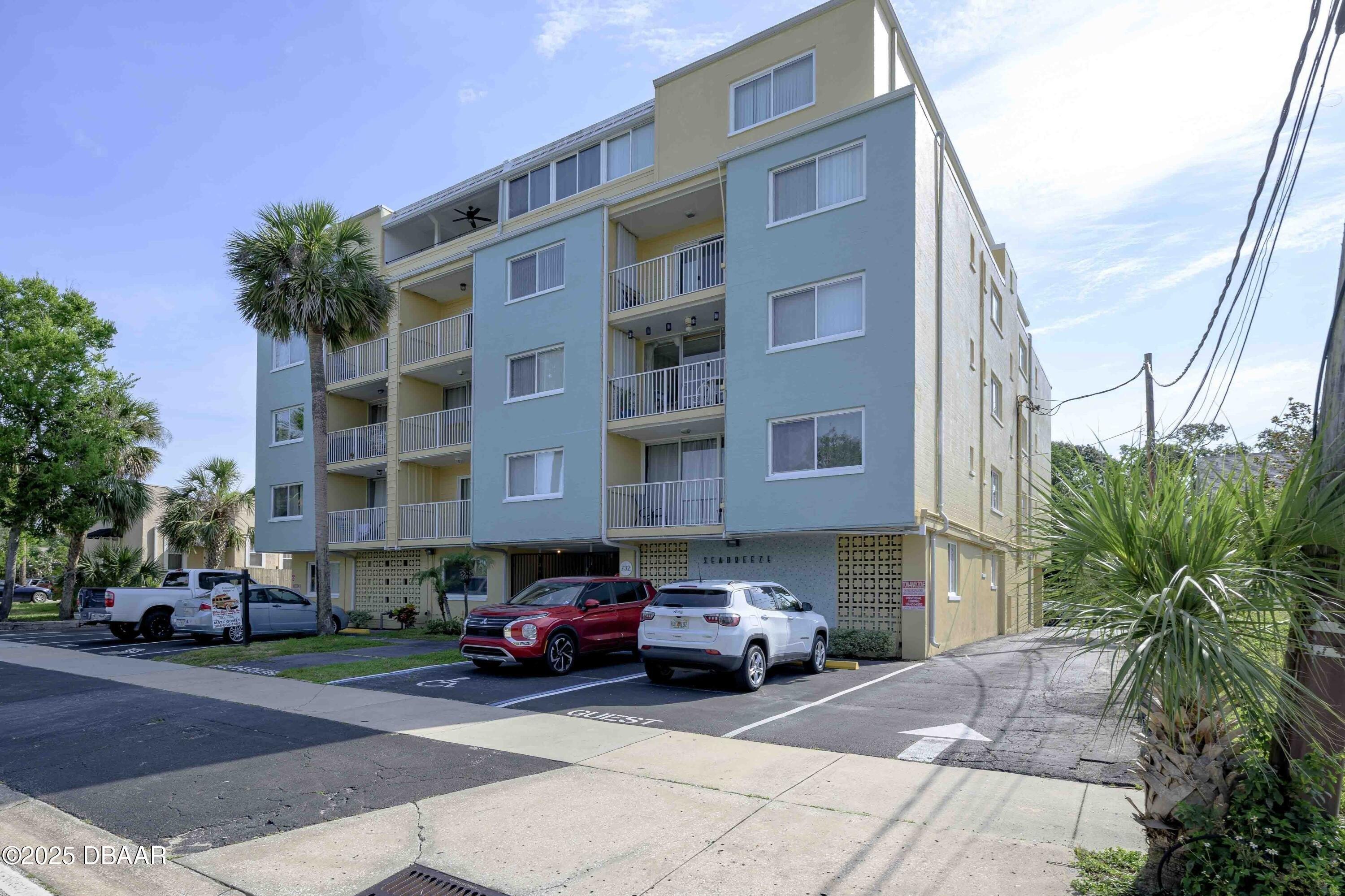 Property Image for 732 N Halifax Avenue