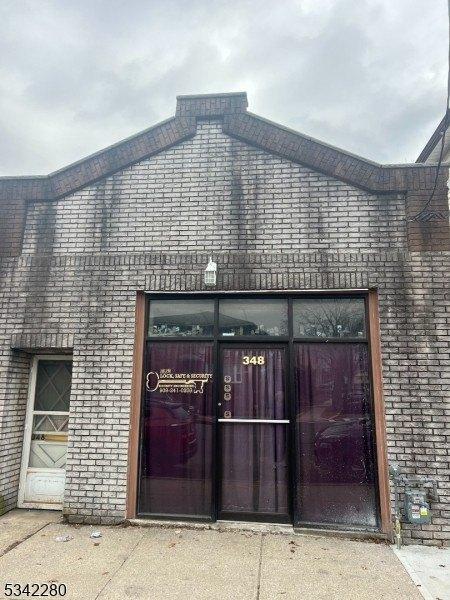Property Image for 348 S Wood Ave