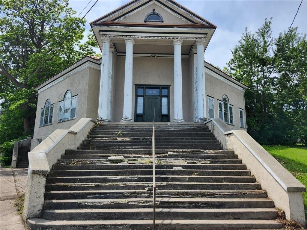 Property Image for 601 W Clark Street