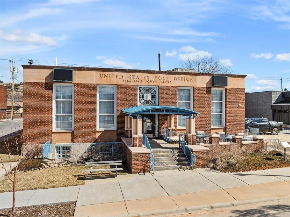 Property Image for 526 N Main Street