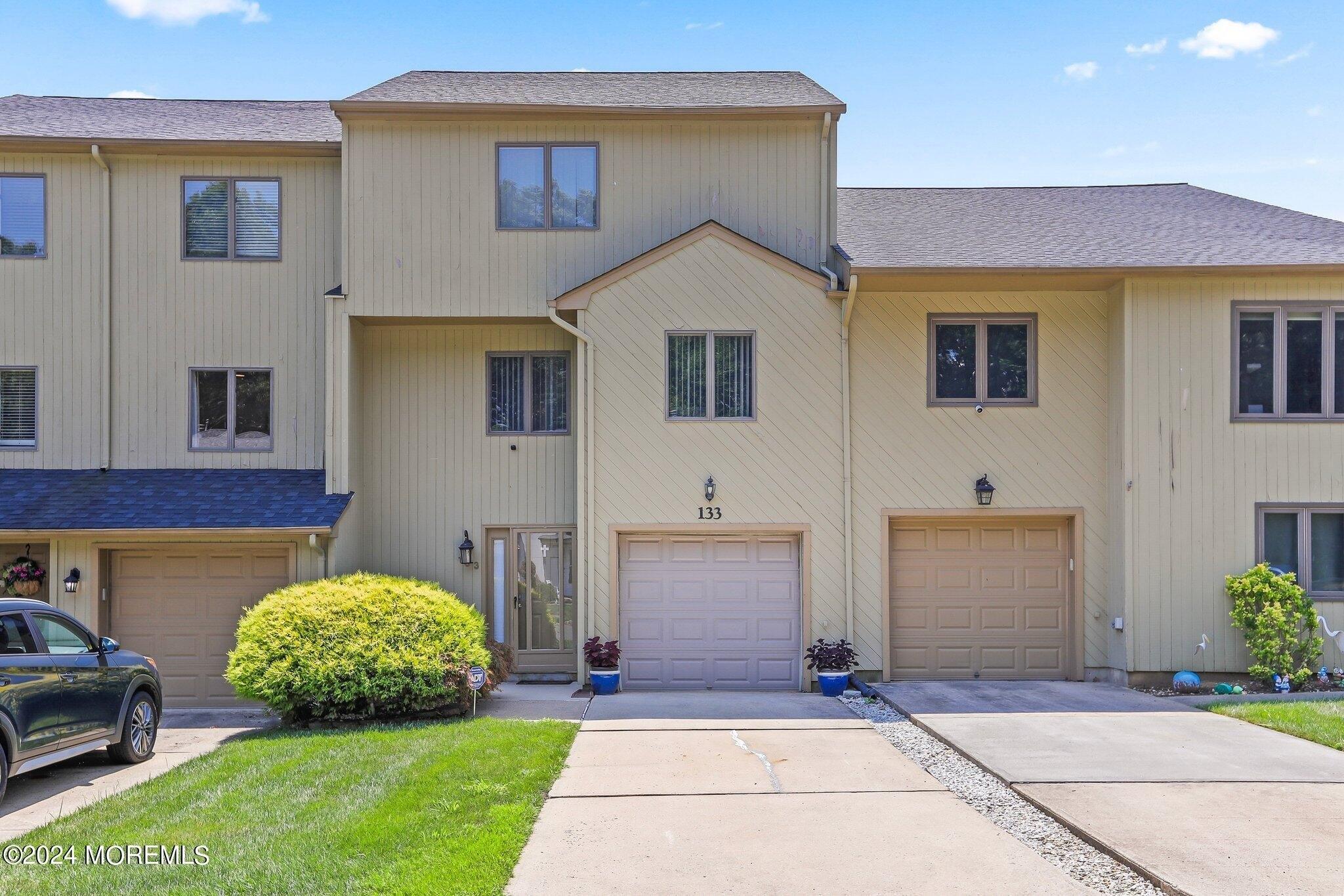 Old Bridge Real Estate Find Houses & Homes for Sale in Old Bridge, NJ