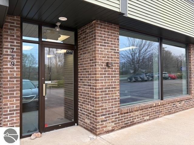 Property Image for 739 Woodmere Avenue 3
