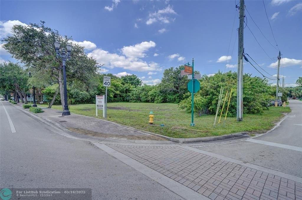 Property Image for 6404 SW 46th St