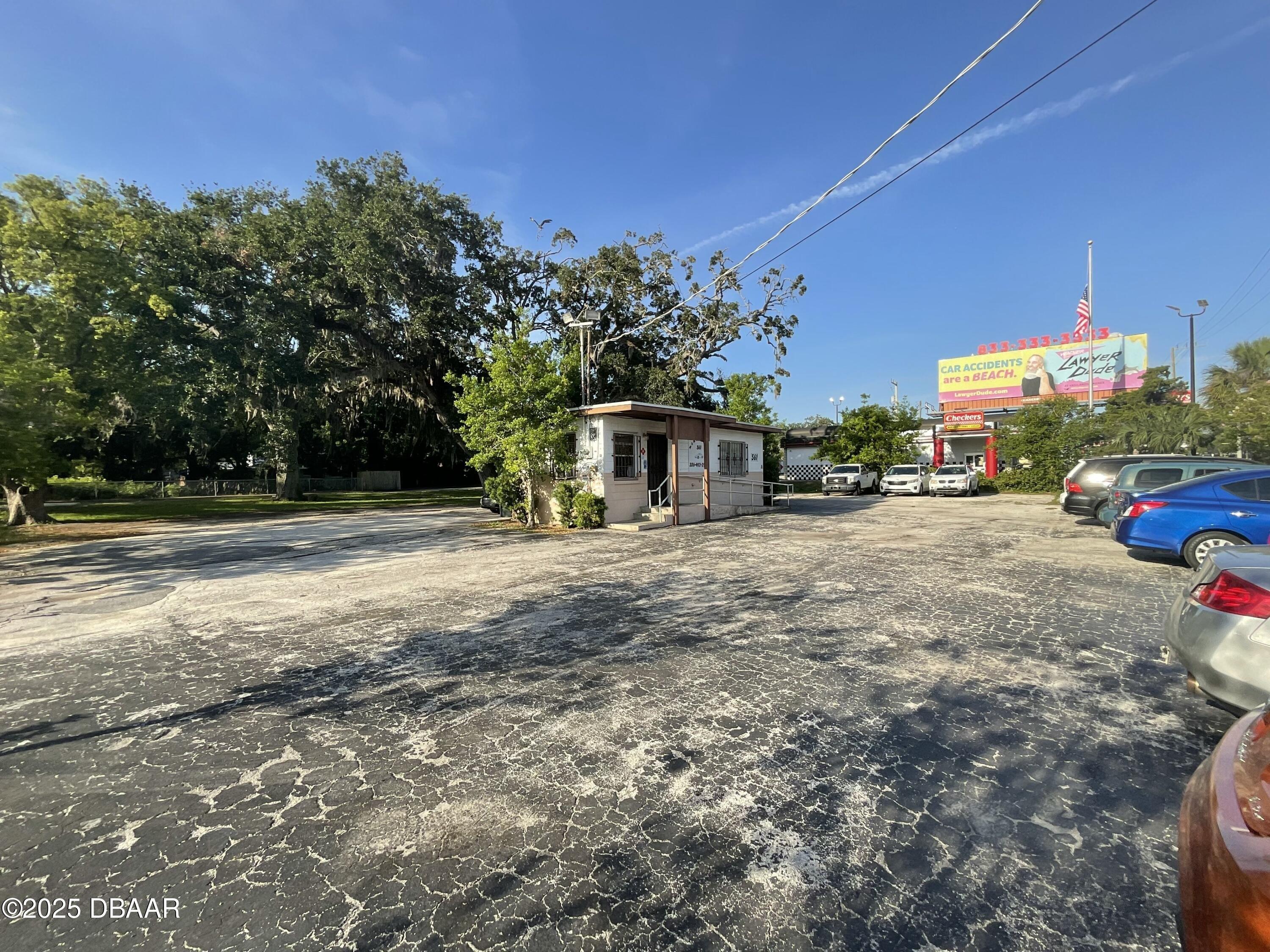 Property Image for 561 W International Speedway Boulevard