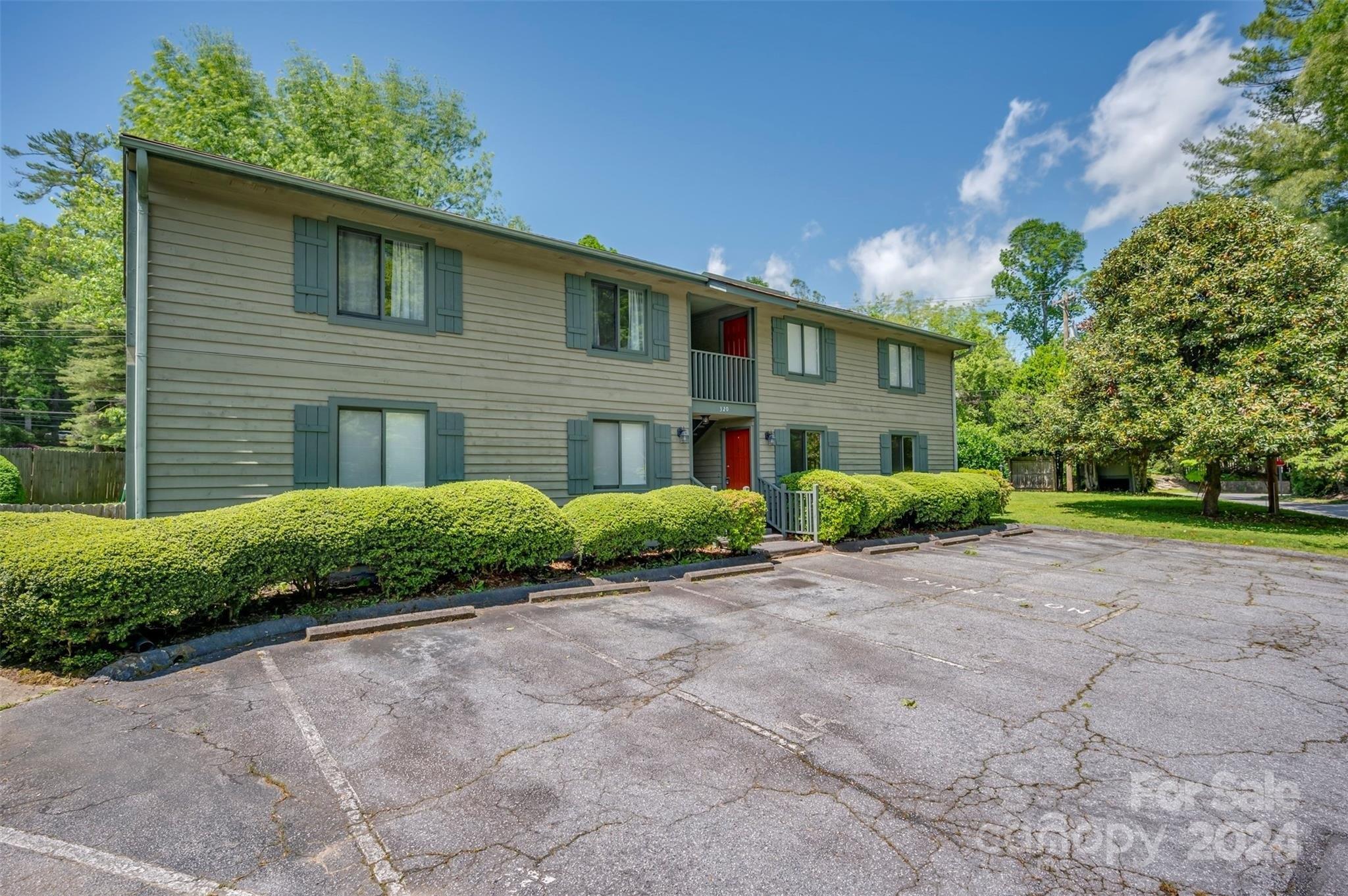 320 Huff Street 1B, Hendersonville, NC 28739 MLS 4137949 CENTURY 21