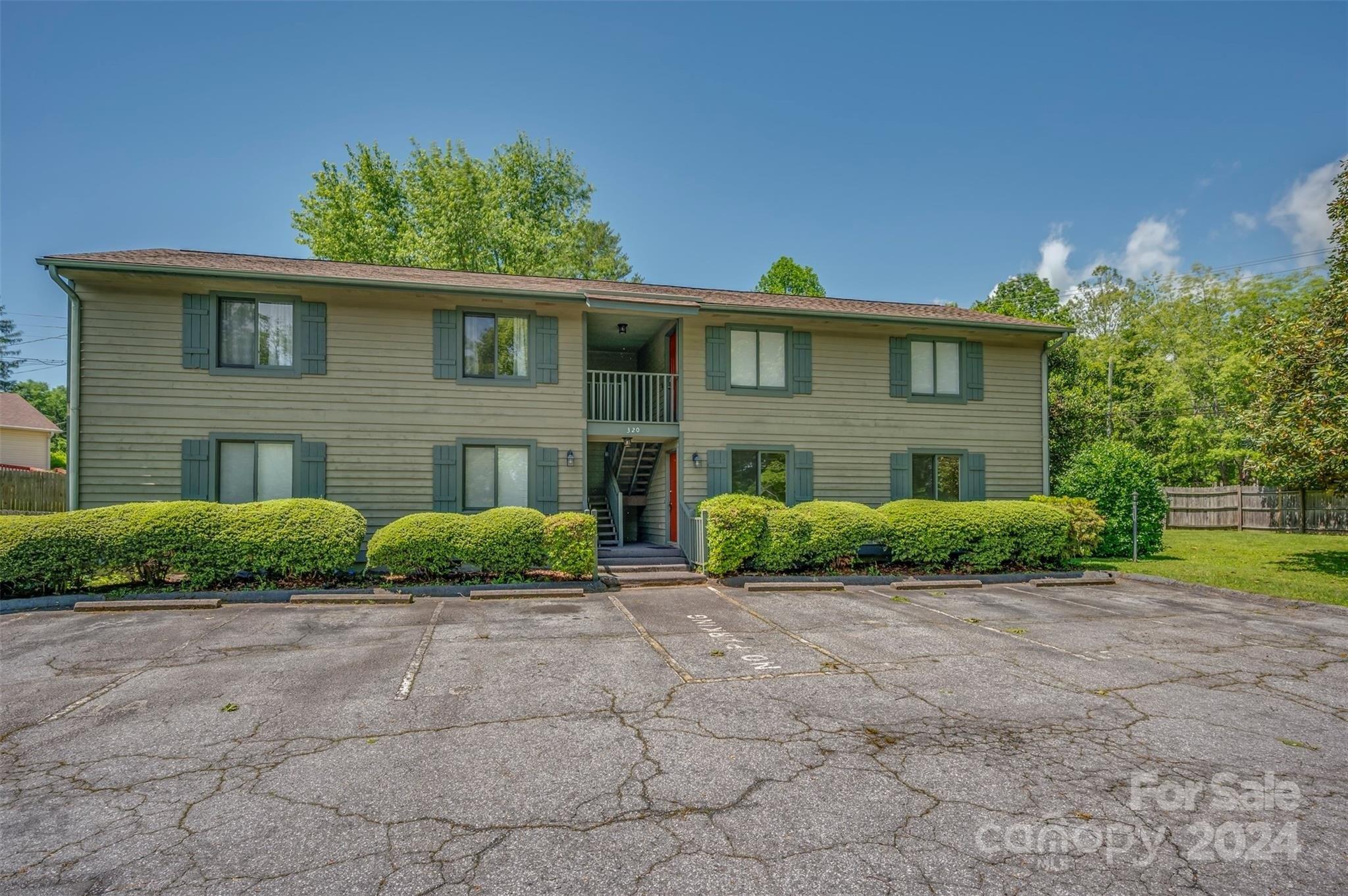 320 Huff Street 1B, Hendersonville, NC 28739 MLS 4137949 CENTURY 21