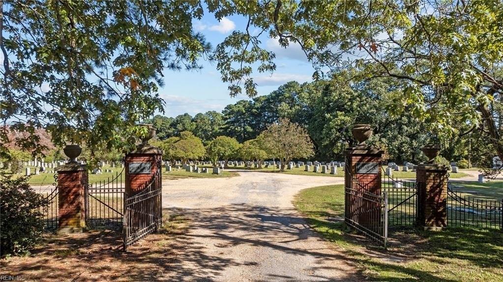Property Image for 2700 Parish Avenue
