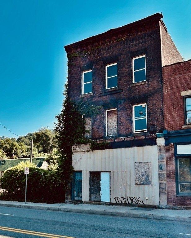 Property Image for 4741 Irvine St