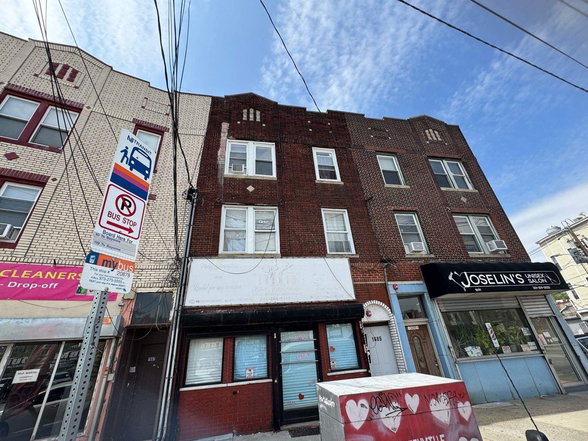 Property Image for 1689 Kennedy Blvd