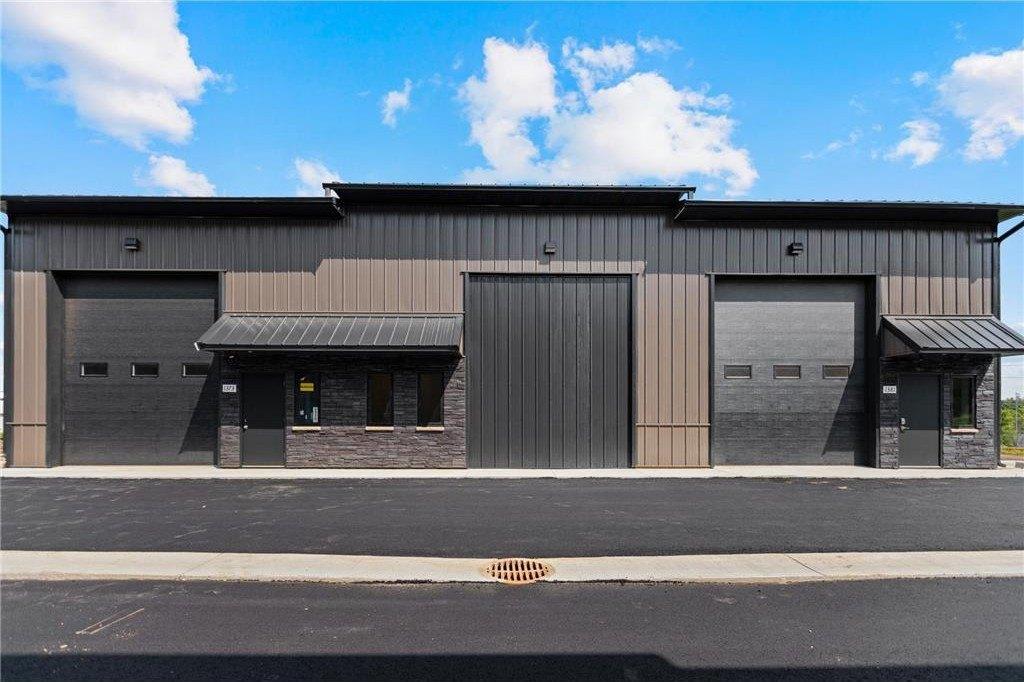 Property Image for 1373 Armstrong Road