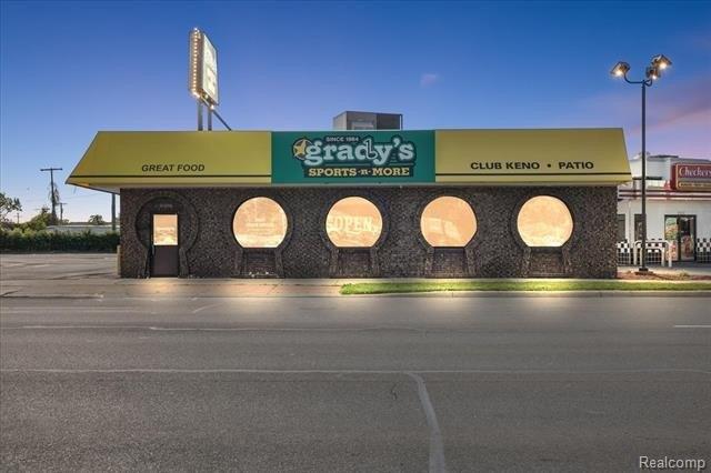 Property Image for 25280 Gratiot Avenue