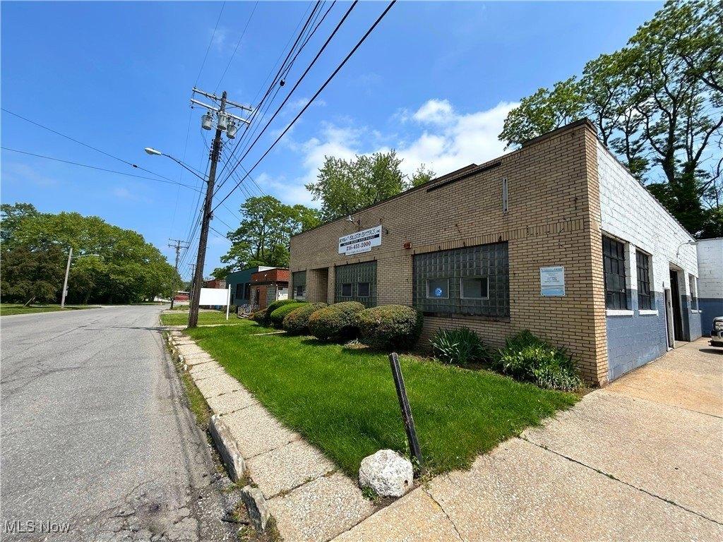 Property Image for 1949 Hayden Avenue