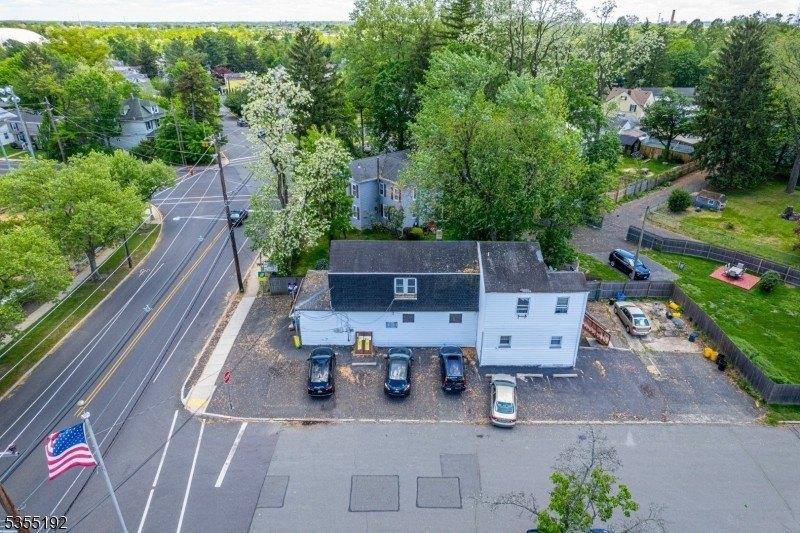 Property Image for 3 Buttonwood Dr