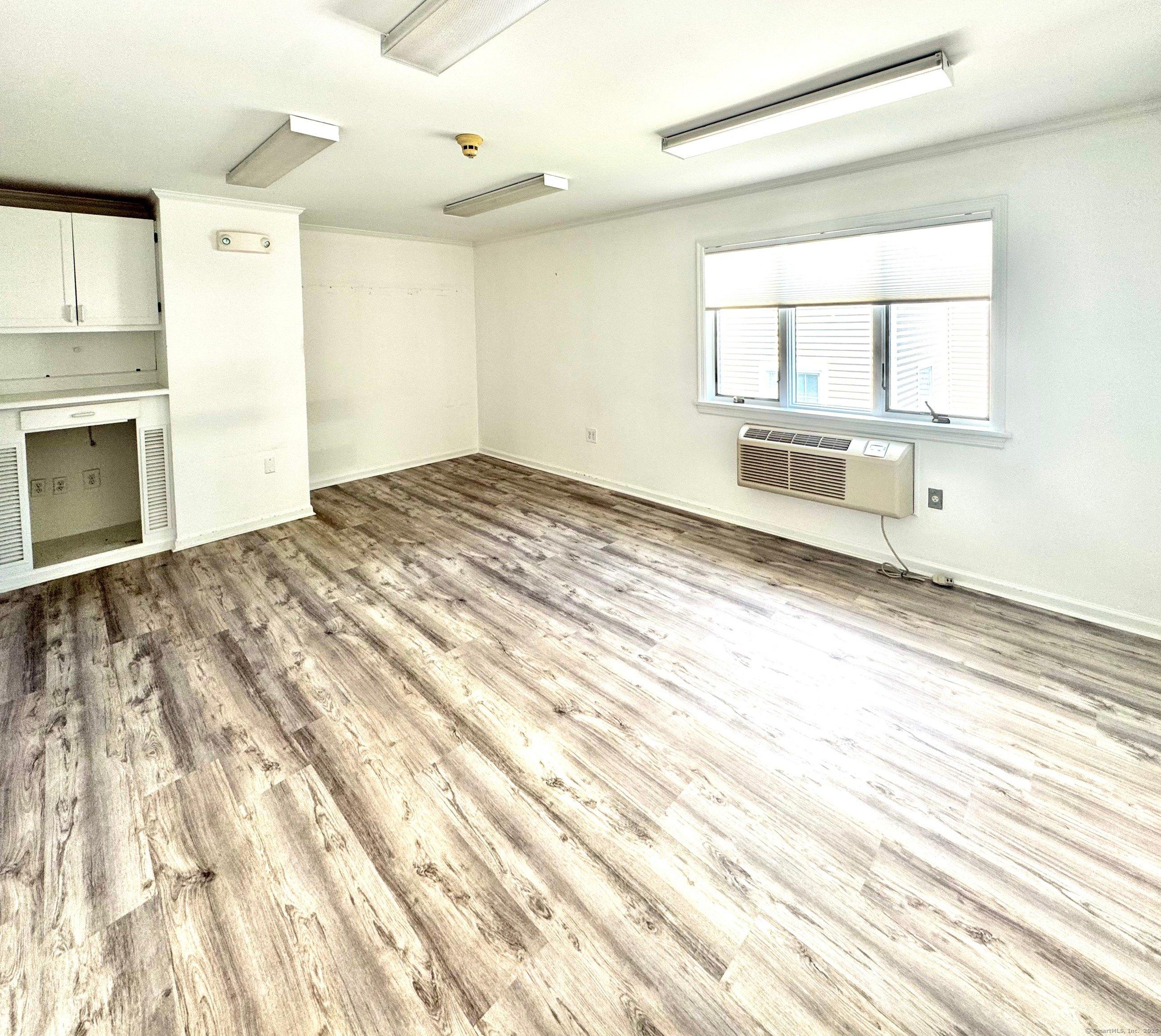 Property Image for 1081 East Putnam Avenue 2nd Floor