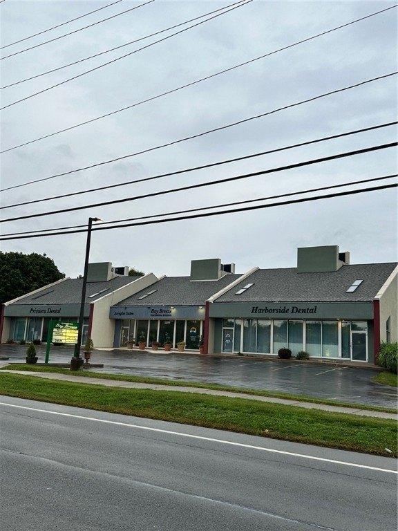 Property Image for 1695 Empire Boulevard