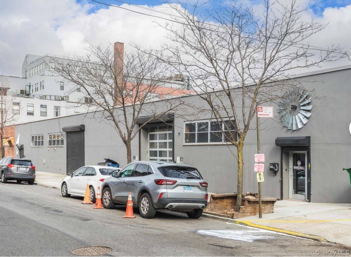 Property Image for 300 Kingsland Avenue
