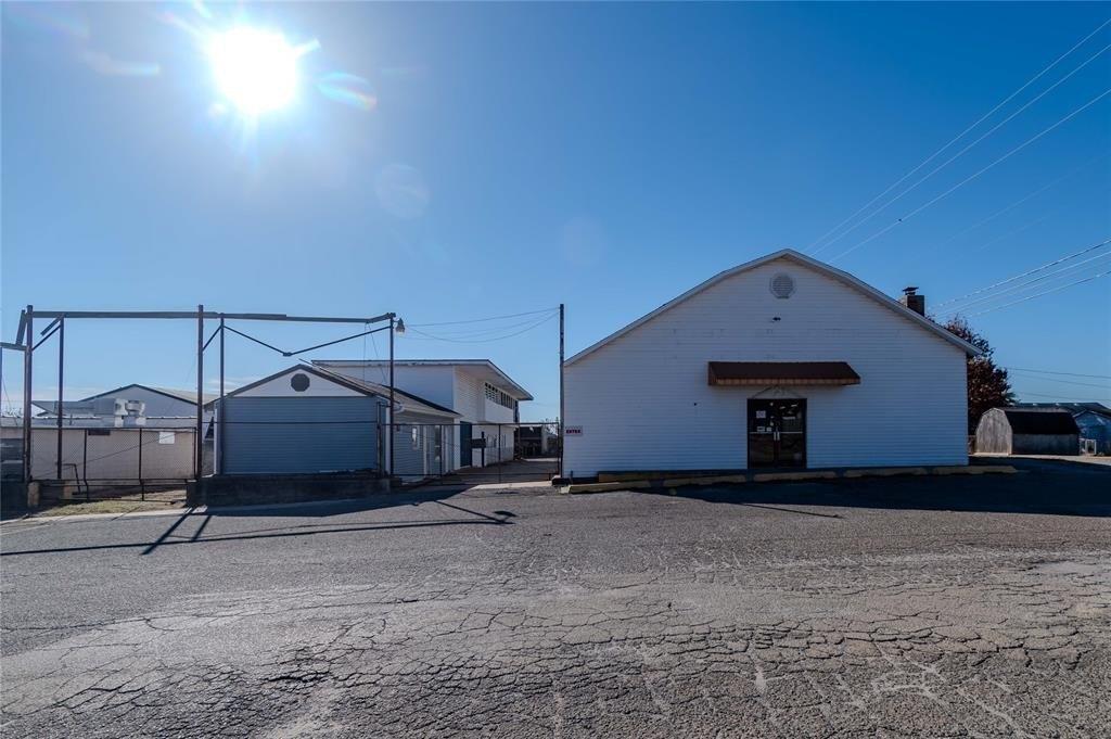 Property Image for 107 W 13th Street
