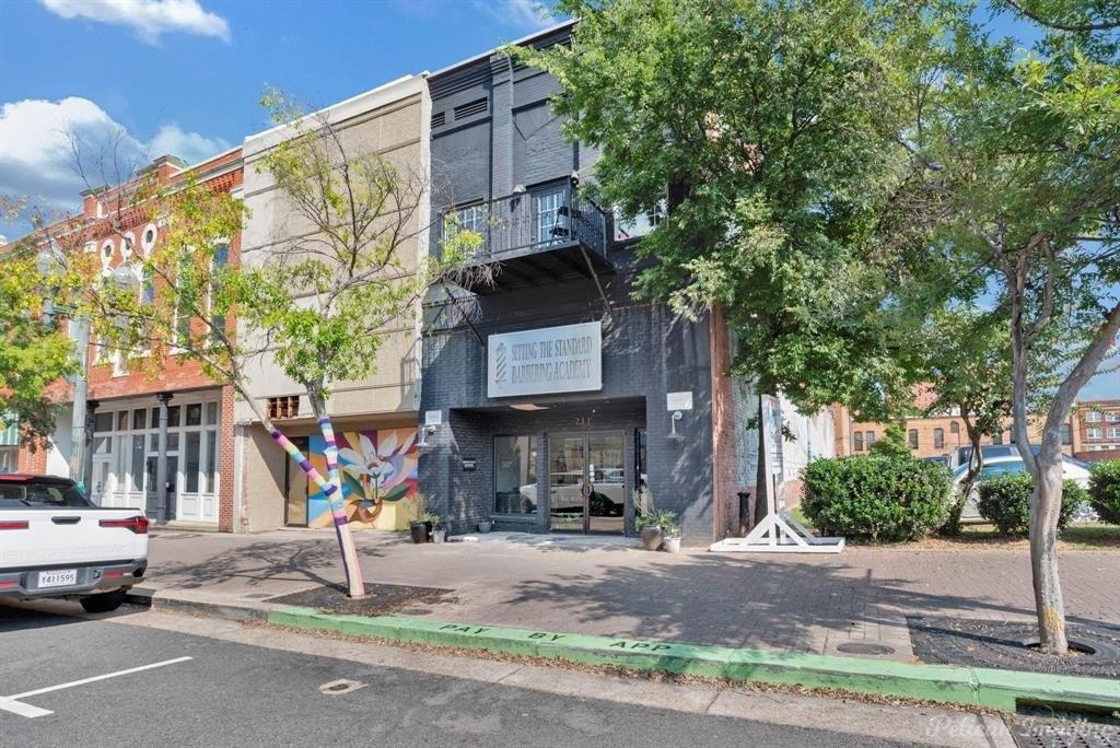 Property Image for 711 Texas Street