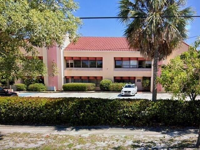 Property Image for 900 SE Ocean Boulevard