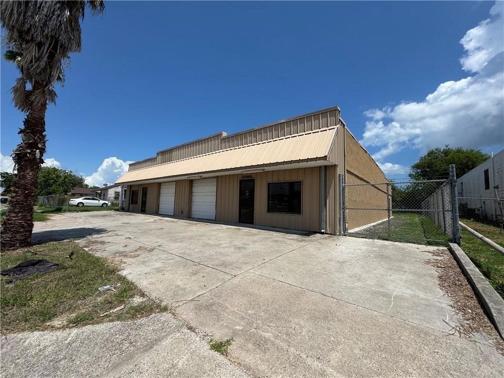 Property Image for 2828 Cleo Street