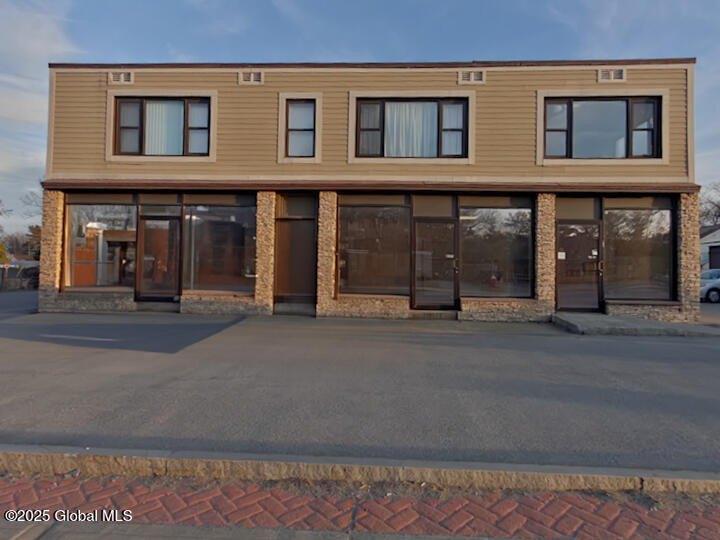 Property Image for 104 Main Street