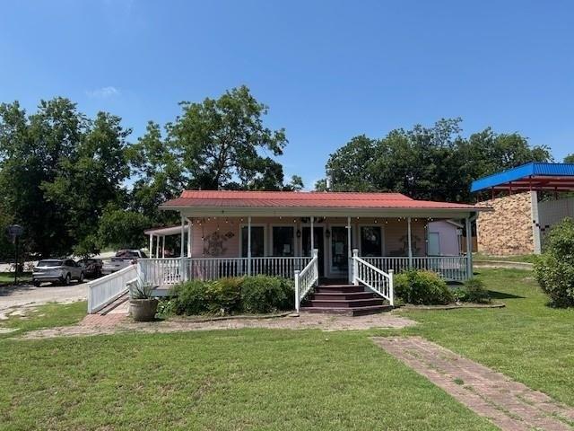 Property Image for 301 W Pecan ST