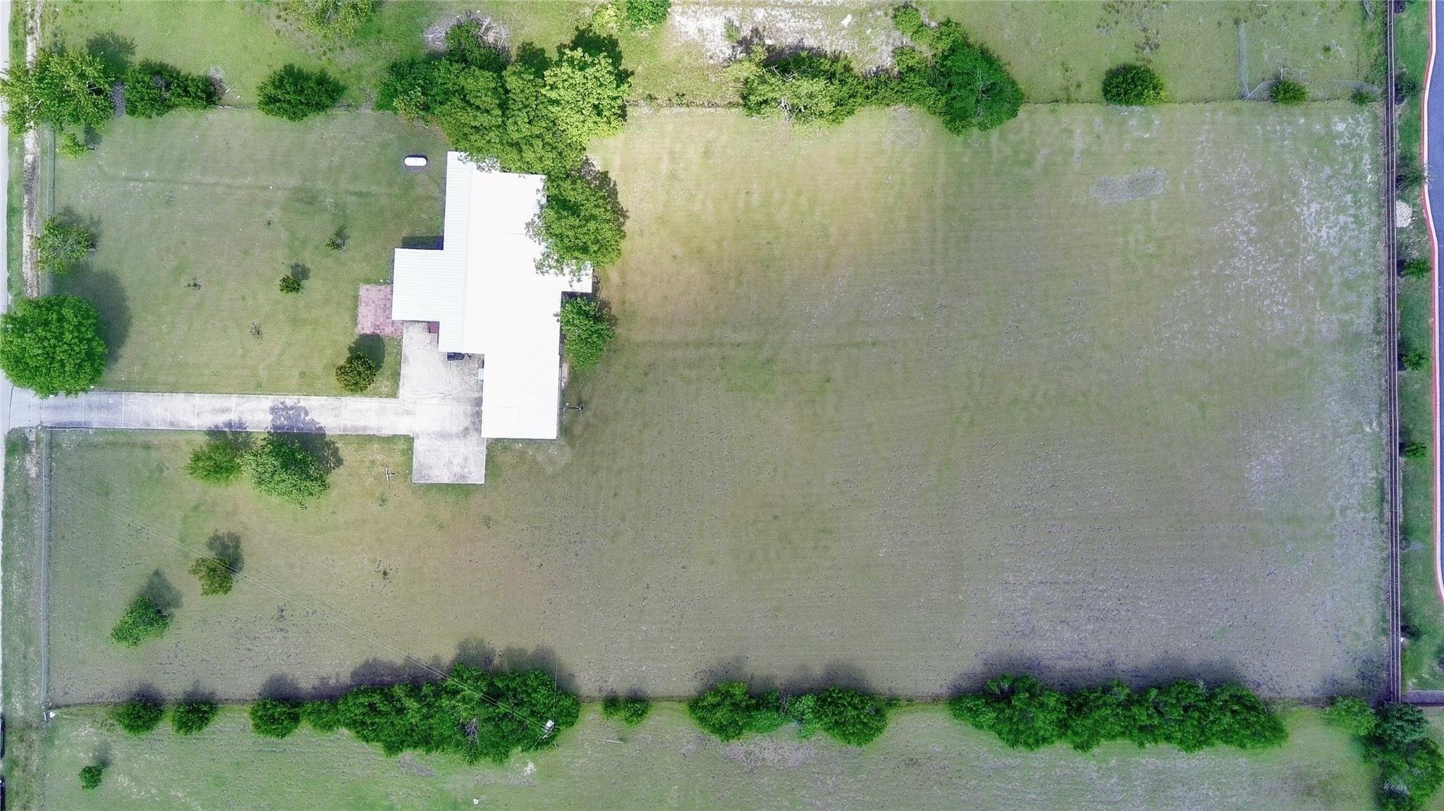 Property Image for 500 Lion DR