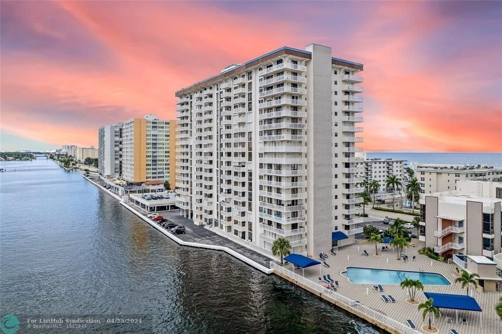 Property Image for 1500 S Ocean Dr 16K