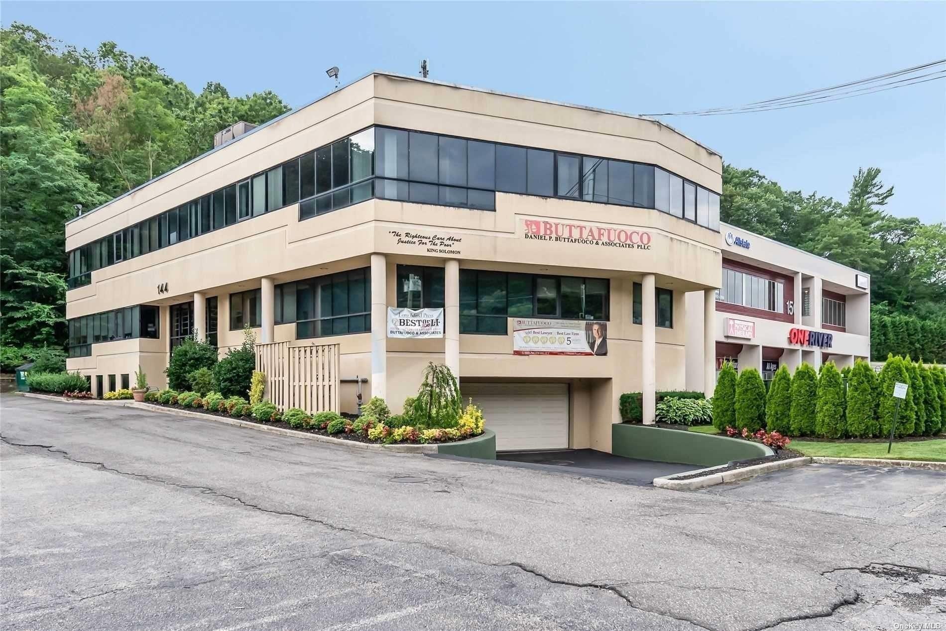 Property Image for 144 Woodbury Road LOWER
