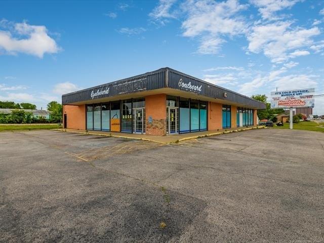 Property Image for 1117 SE Frank Phillips