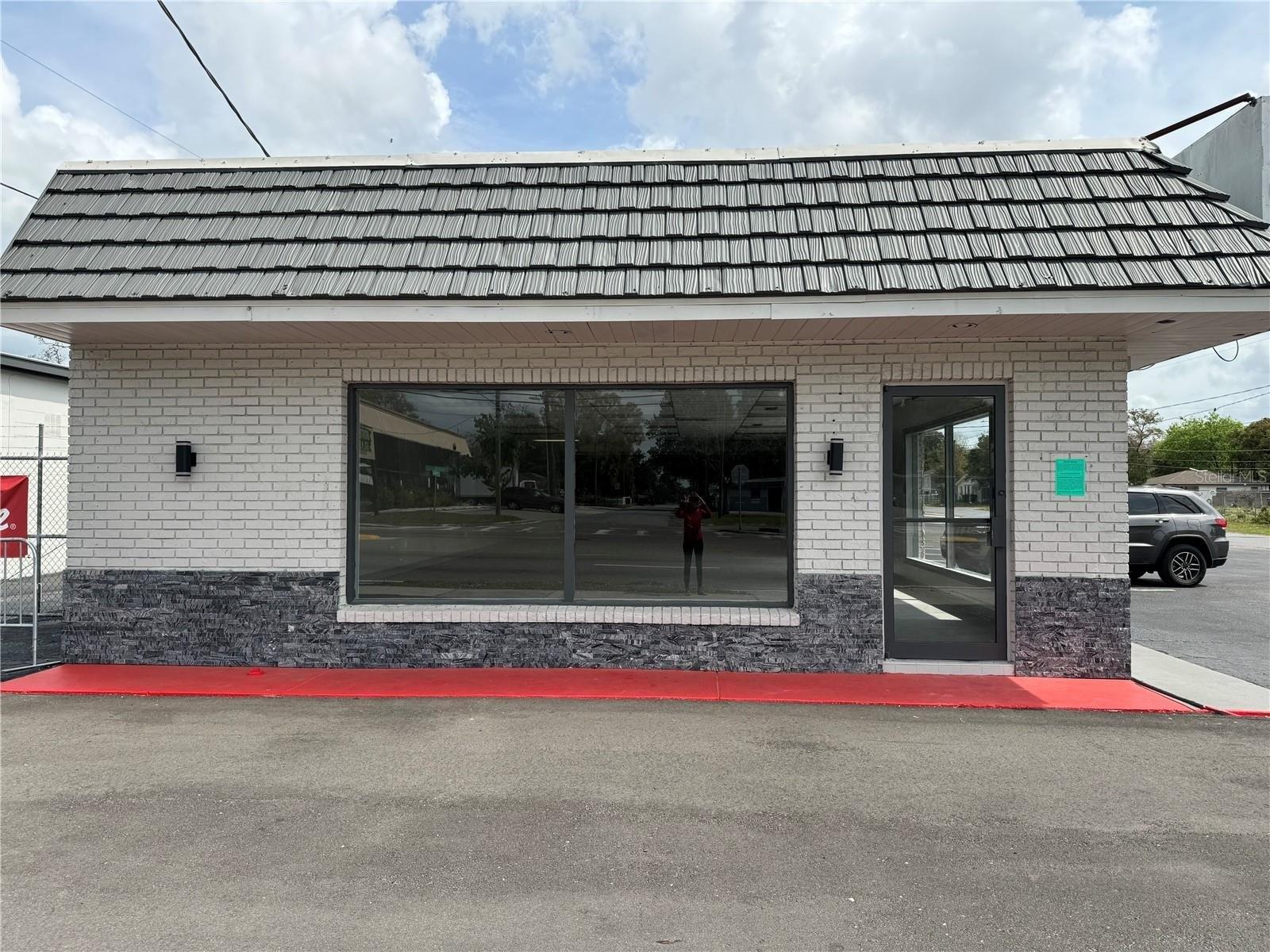 Property Image for 9501 N Nebraska Avenue