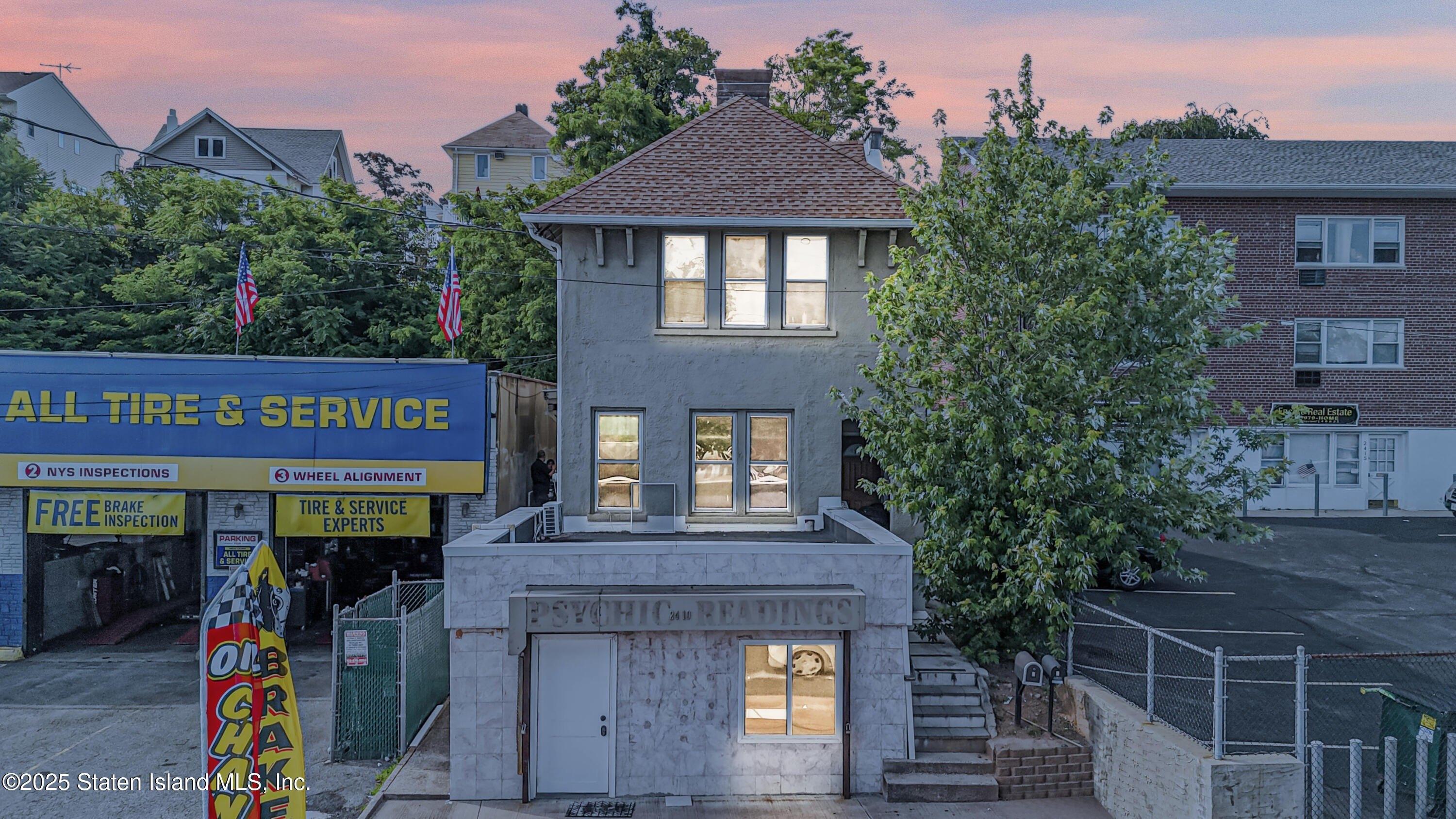 Property Image for 2419 Richmond Road