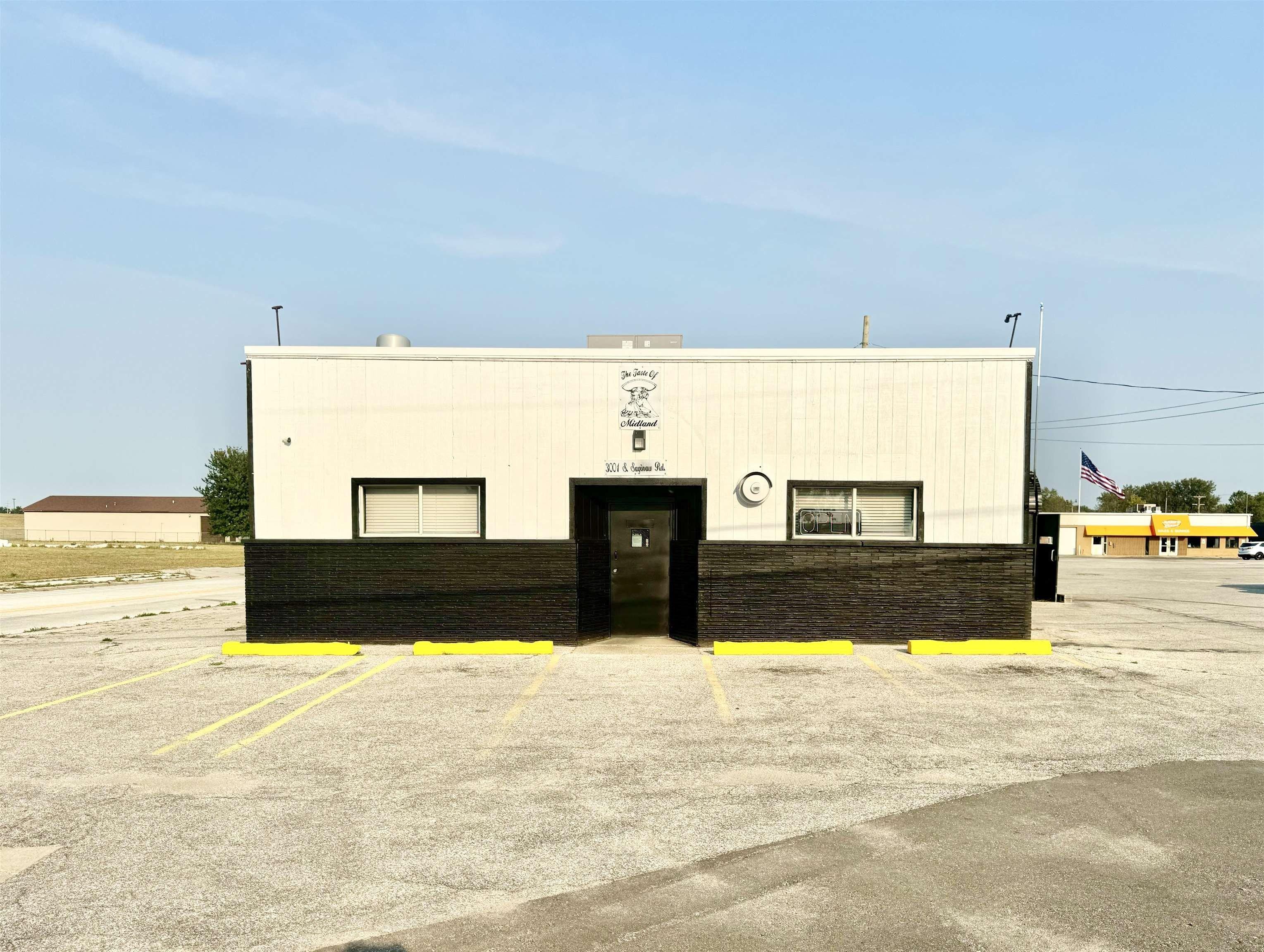 Property Image for 3001 S Saginaw