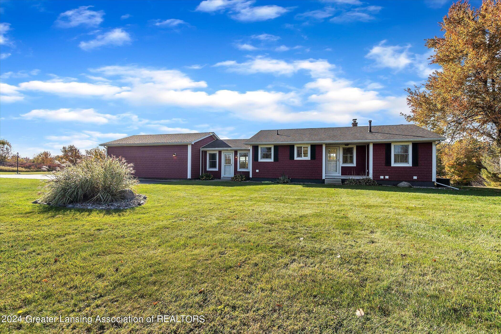 Property Image for 9592 Island Highway