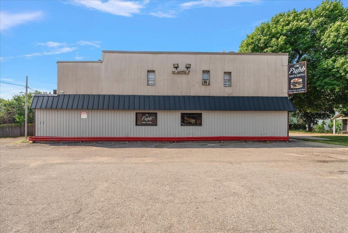 Property Image for 1568 Broadway Avenue NW