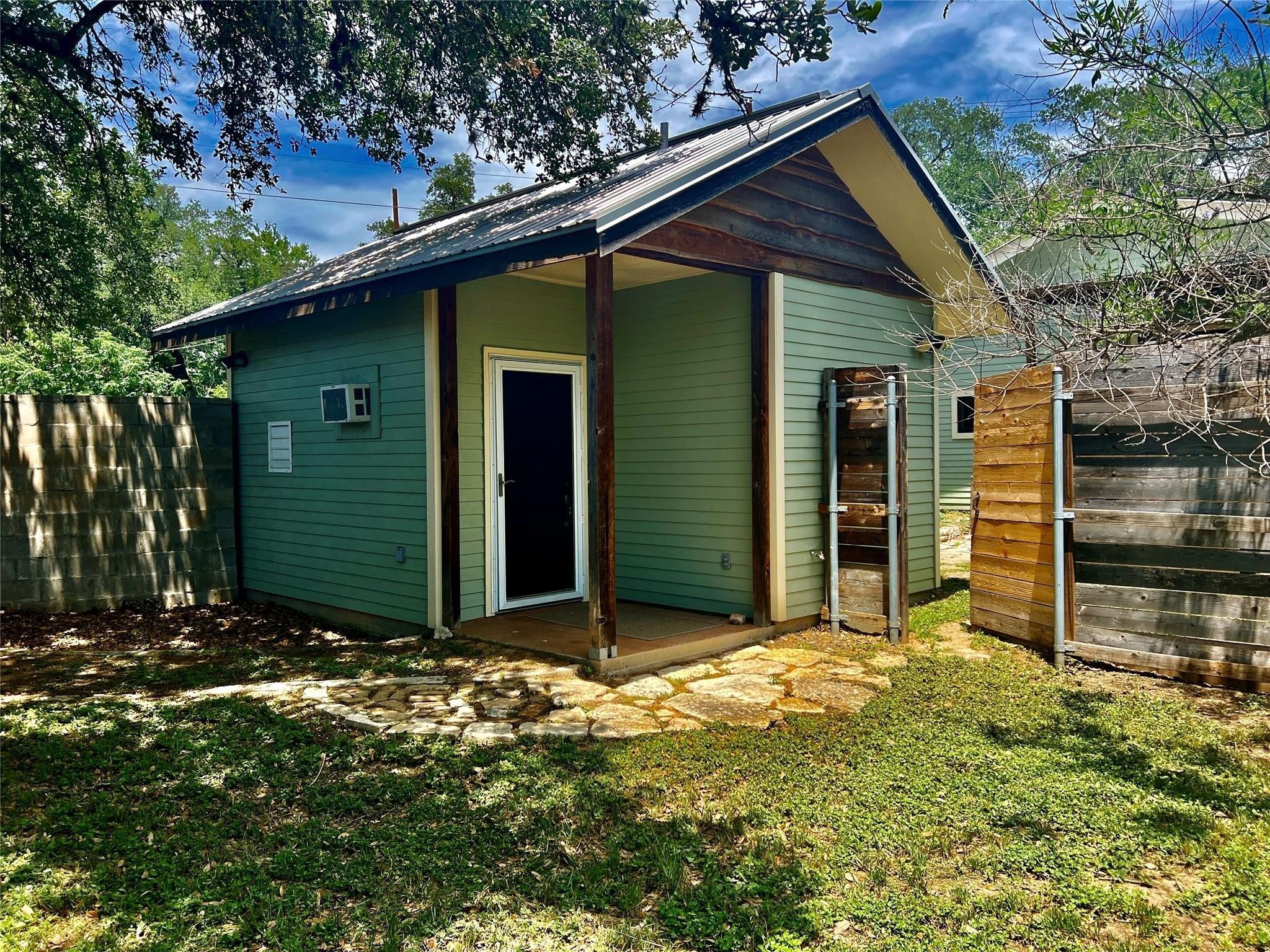 Property Image for 15303 Texas St 2