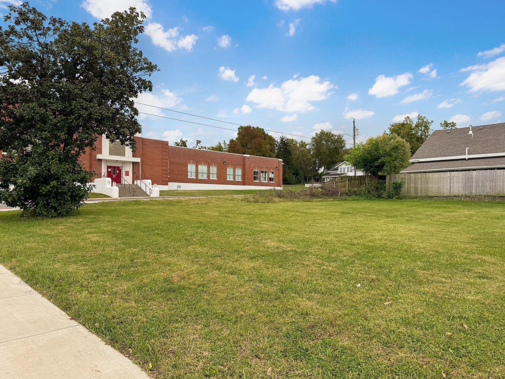 Property Image for 203 N 4th Avenue
