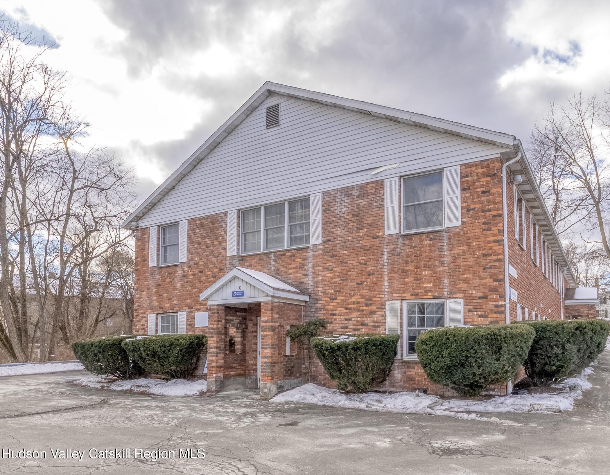 Property Image for 10 Westbrook Lane