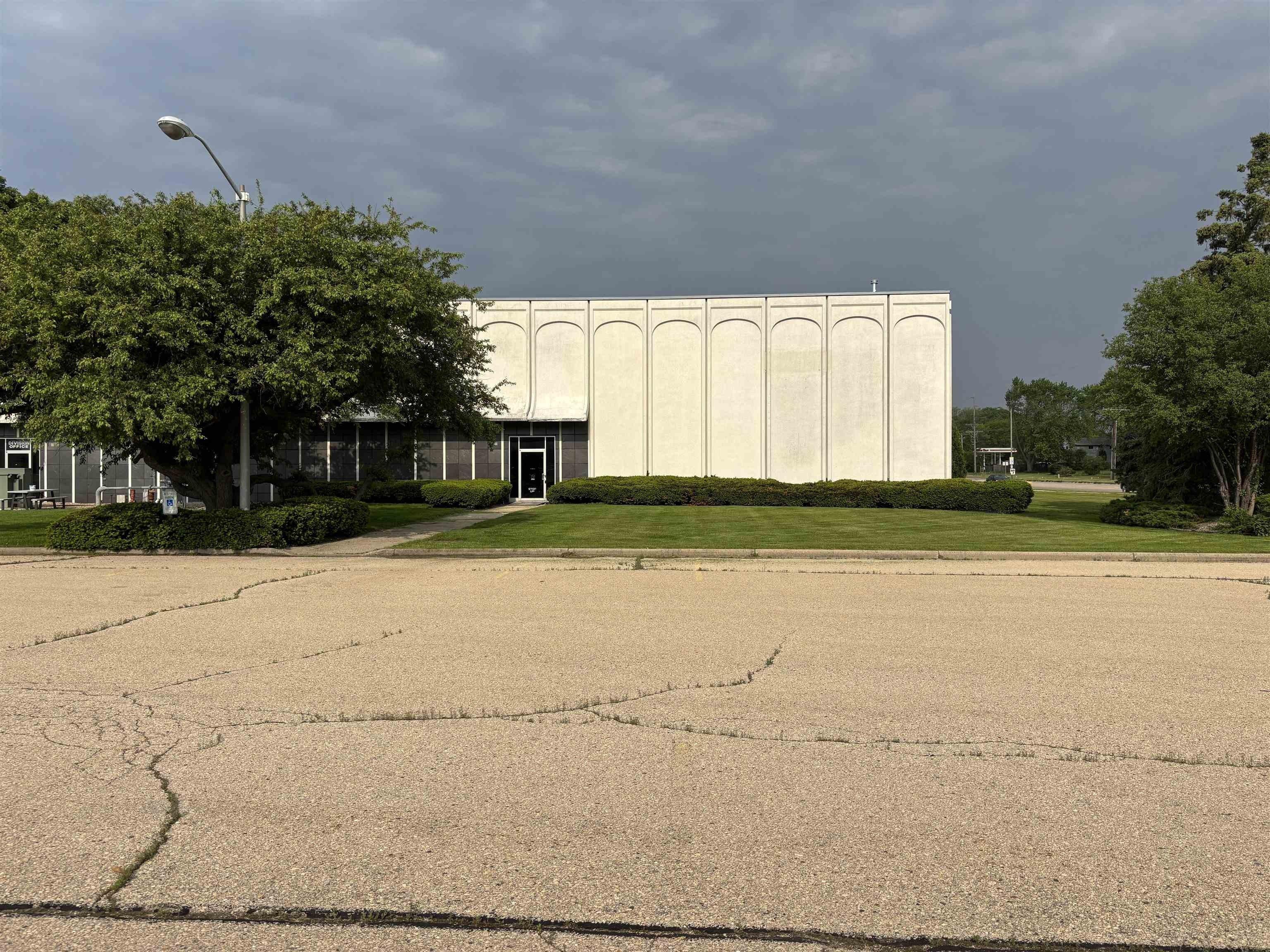Property Image for 463 Broadway Drive