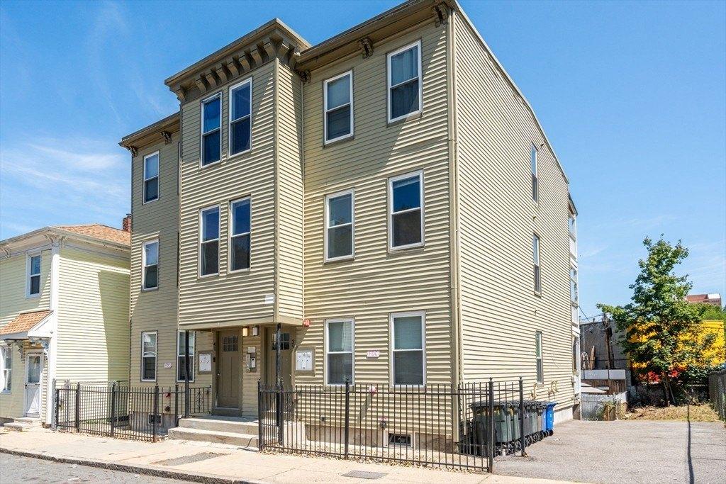 Property Image for 39-41 W. Walnut Park