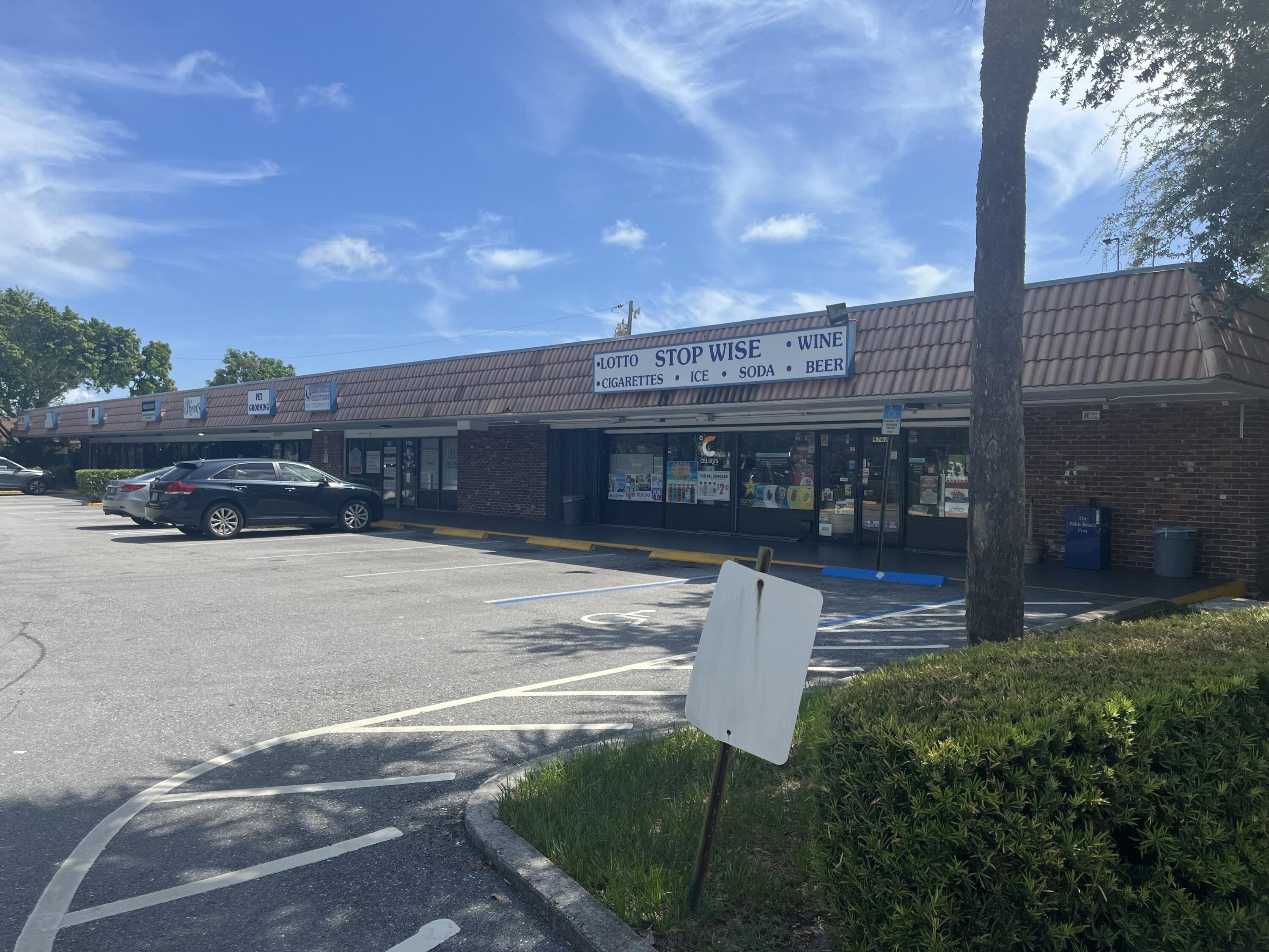 Property Image for 9776 Gardens East Drive (Dry Cleaner And Alterations)