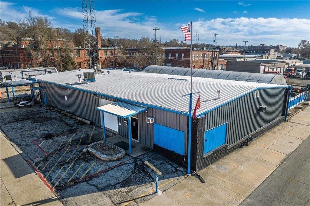 Property Image for 701 S 8th Street