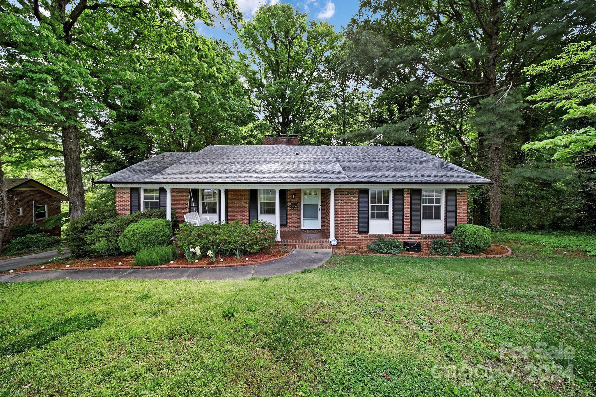 Property Image for 2321 Laurelwood Circle
