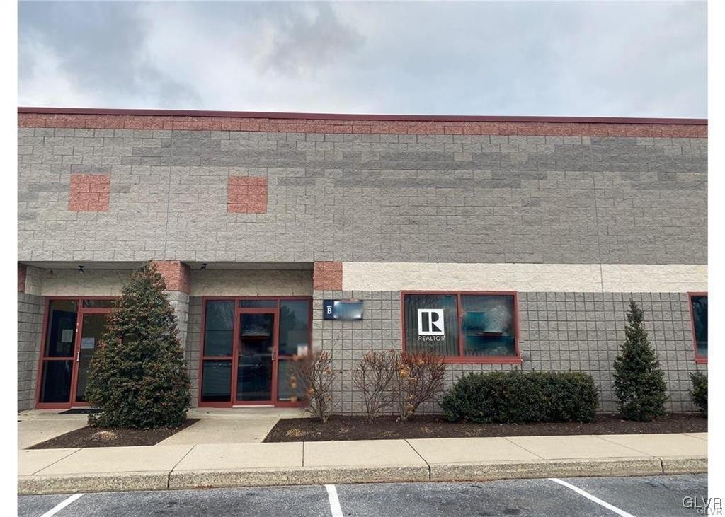 Property Image for 2299 Brodhead Road unit: B B