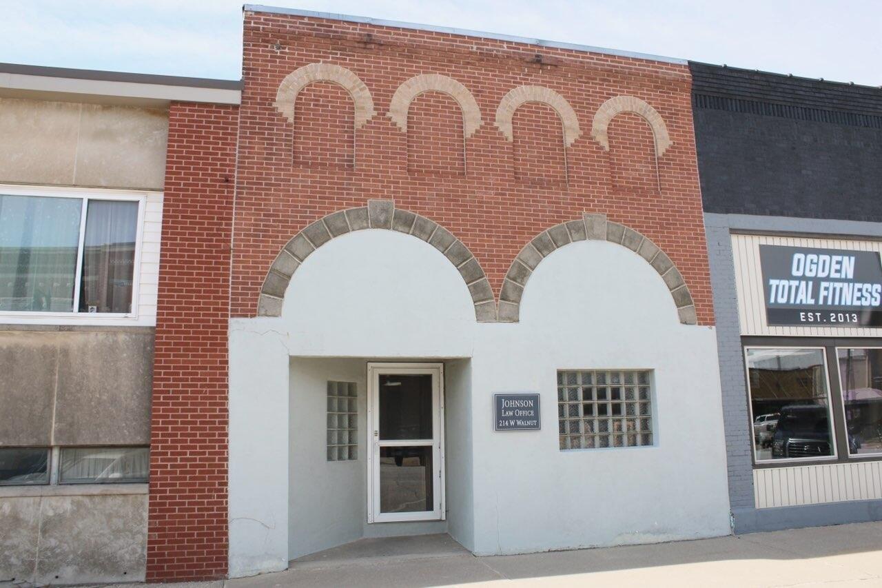 Property Image for 214 W Walnut Street