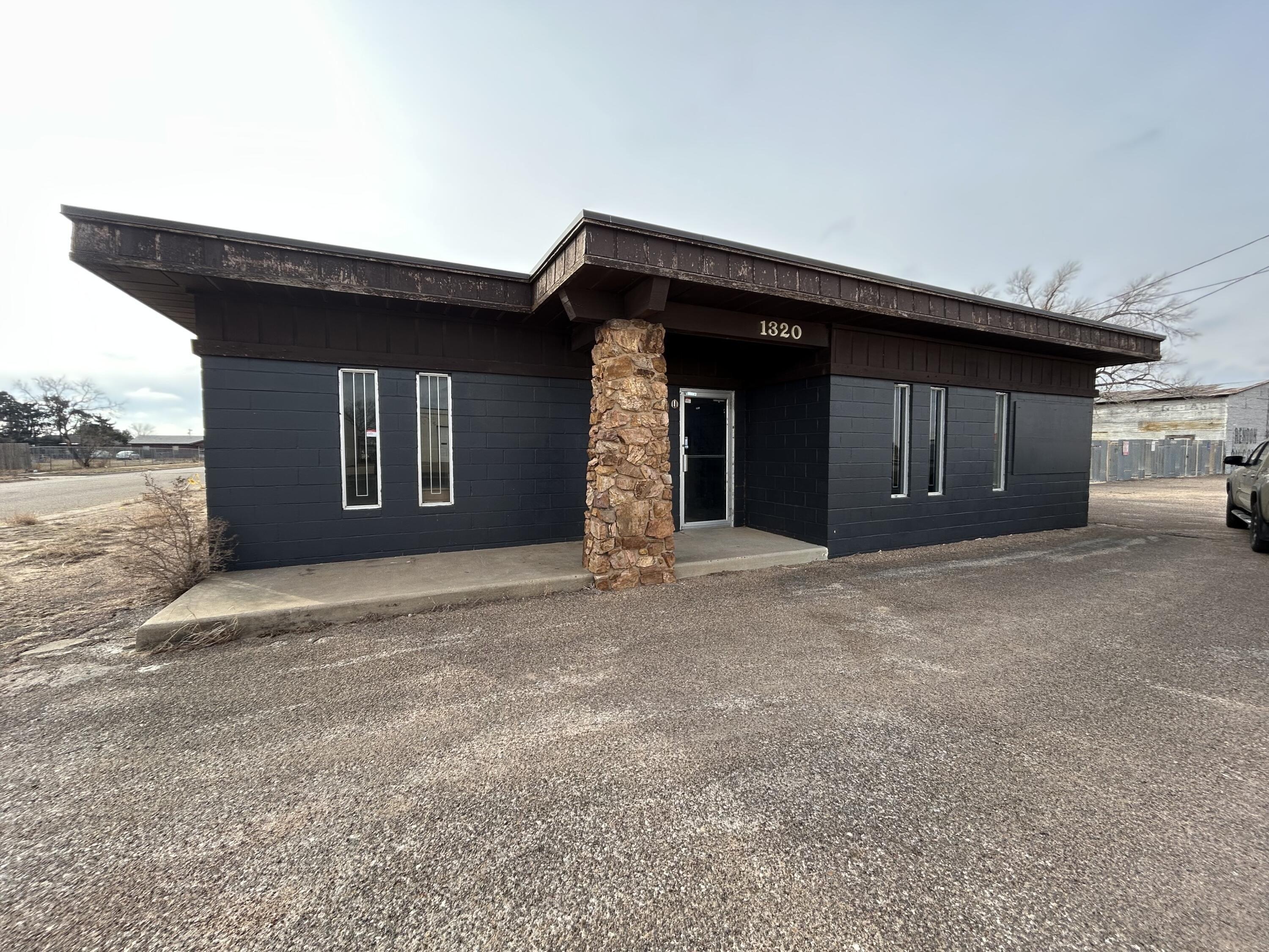Property Image for 1320 E Broadway